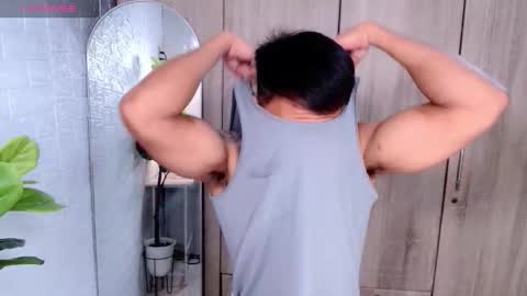 Snapshot of pinoymilker chatting on September 24, 3:54 am ethan online show from September 24, 3:54 am