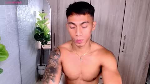 Snapshot of pinoymilker chatting on September 28, 2:55 pm ethan online show from September 28, 2:55 pm