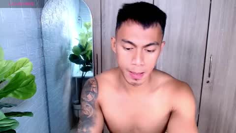 ethan online show from April 18, 2:21 pm