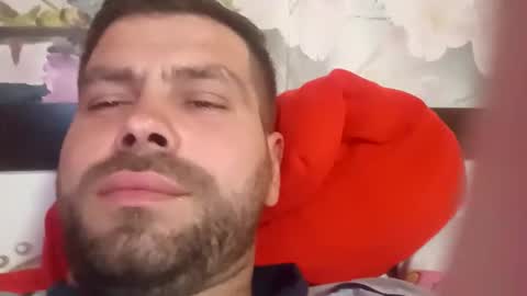 pinzarumarian70 online show from November 18, 7:07 pm