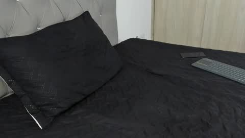 Snapshot of pipe_320 chatting on February 23, 7:22 pm pipe_320 online show from February 23, 7:22 pm