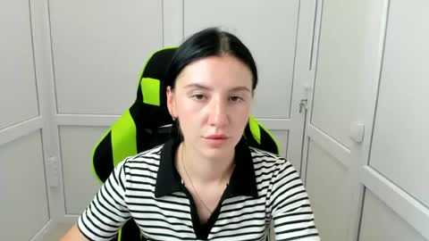 Snapshot of piper_smilee chatting on July 2, 12:11 pm Piper online show from July 2, 12:11 pm