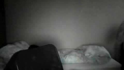 Snapshot of pipi2704 chatting on June 27, 6:46 pm pipi2704 online show from June 27, 6:46 pm