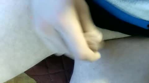 Snapshot of pippo2704 chatting on March 7, 5:17 pm pippo online show from March 7, 5:17 pm