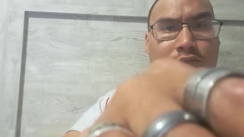 Snapshot of pirahna1012 chatting on June 8, 9:53 am pirahna1012 online show from June 8, 9:53 am