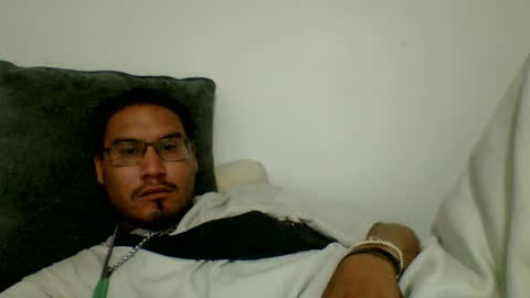 Snapshot of pirahna1012 chatting on August 4, 5:54 am pirahna1012 online show from August 4, 5:54 am