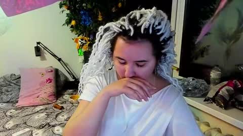 Eugenia online show from January 31, 1:01 am