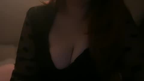 pirdybirdyxo online show from September 28, 5:35 am