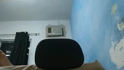 Snapshot of pirubr21c chatting on January 12, 6:49 am Mulato Carioca online show from January 12, 6:49 am