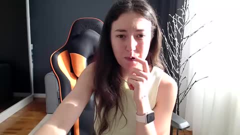 piscesgirl06 online show from January 28, 8:57 am