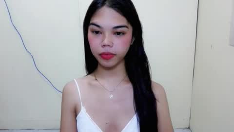 The Girl Named Eyve online show from April 3, 8:18 pm