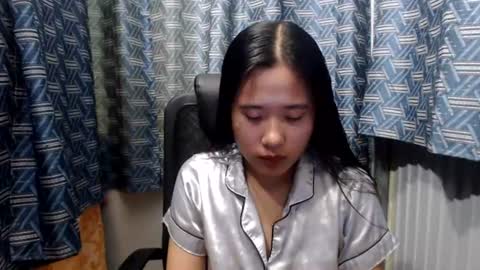 Snapshot of pititepinay_asiangirl chatting on August 5, 2:14 am pititepinay_asiangirl online show from August 5, 2:14 am