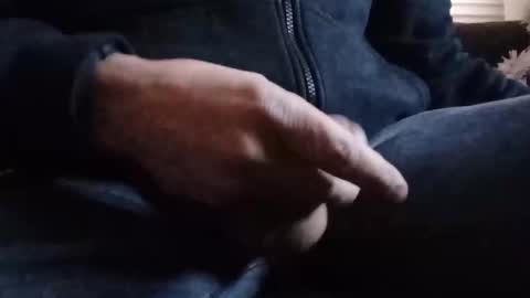 Snapshot of pitoenmano_ chatting on November 19, 3:45 pm Antn online show from November 19, 3:45 pm