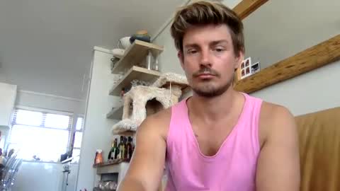 Snapshot of pits13 chatting on January 19, 11:23 am Pits13 online show from January 19, 11:23 am