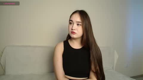 Snapshot of pixie____ chatting on May 2, 1:16 pm Lily online show from May 2, 1:16 pm