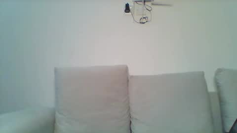 Majesty online show from October 20, 9:10 am