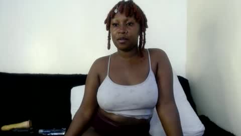 Snapshot of pixietease1 chatting on September 15, 9:09 am pixietease1 online show from September 15, 9:09 am