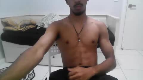 Snapshot of pklusts chatting on April 6, 8:59 am pklusts online show from April 6, 8:59 am