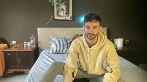 Snapshot of placebo14 chatting on January 14, 3:39 pm placebo14 online show from January 14, 3:39 pm