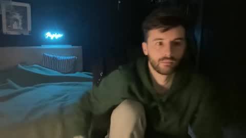 Snapshot of placebo14 chatting on February 3, 2:53 am placebo14 online show from February 3, 2:53 am