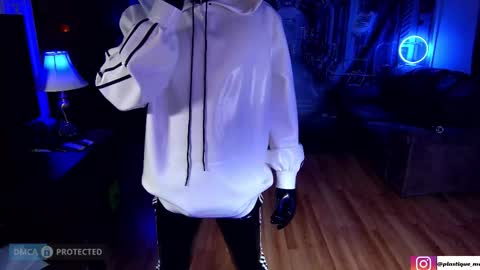 plasticme online show from March 6, 6:04 pm