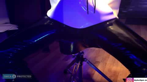 plasticme online show from April 3, 5:22 pm