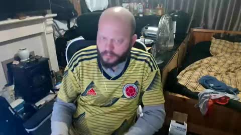 Snapshot of playboy_horny chatting on June 7, 2:16 am playboy_horny online show from June 7, 2:16 am
