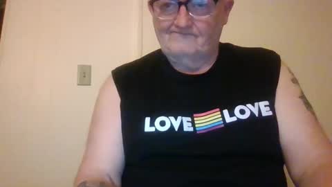 Snapshot of playboychas chatting on March 20, 5:45 am chaz online show from March 20, 5:45 am