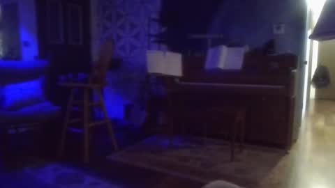 Snapshot of playerpleasure chatting on April 3, 4:10 am playerpleasure online show from April 3, 4:10 am