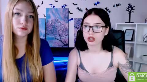 Sophie online show from December 20, 2:05 pm