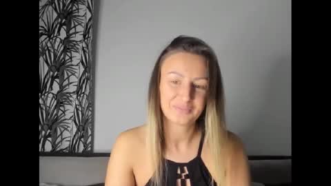 Snapshot of playfulaudrey chatting on December 2, 9:17 pm PlayfulAudrey online show from December 2, 9:17 pm