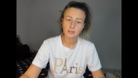 Snapshot of playfulaudrey chatting on October 2, 6:20 am PlayfulAudrey online show from October 2, 6:20 am