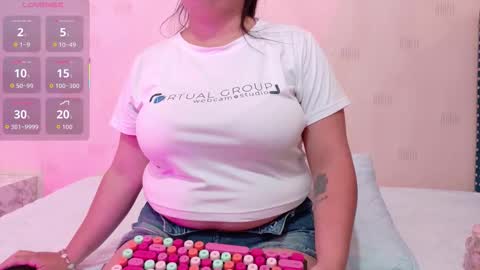 Scarlett  online show from October 23, 7:56 pm