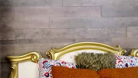 Snapshot of playfulsamy chatting on December 11, 11:19 am PlayfulSamy online show from December 11, 11:19 am