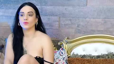 Snapshot of playfulsamy chatting on January 3, 4:33 am PlayfulSamy online show from January 3, 4:33 am