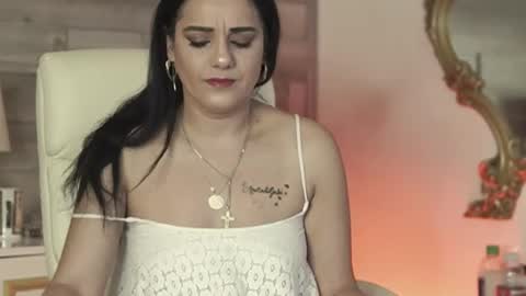 Snapshot of playfulsamy chatting on January 5, 5:09 am PlayfulSamy online show from January 5, 5:09 am