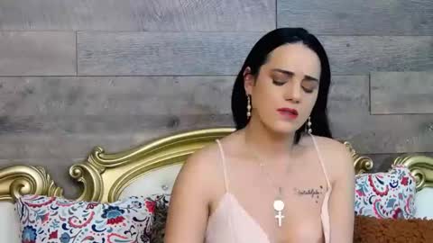 Snapshot of playfulsamy chatting on February 5, 10:51 am PlayfulSamy online show from February 5, 10:51 am