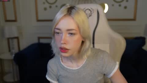 Lana online show from November 28, 11:24 am