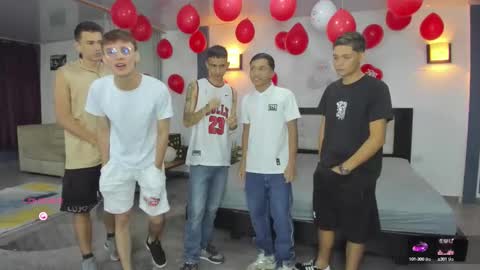 Snapshot of playhardsex chatting on September 20, 11:17 pm online show from September 20, 11:17 pm