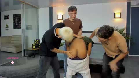 Snapshot of playhardsex chatting on September 28, 11:10 pm online show from September 28, 11:10 pm