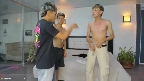 Snapshot of playhardsex chatting on November 29, 11:19 pm online show from November 29, 11:19 pm