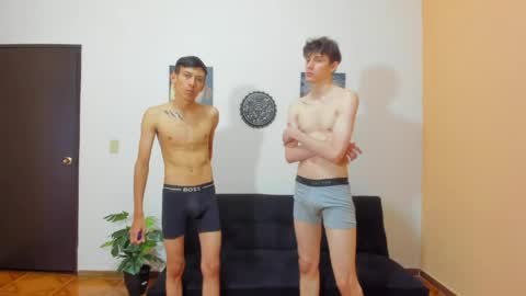 Snapshot of playhouse_boys chatting on April 30, 8:57 pm Dilan and Alan online show from April 30, 8:57 pm