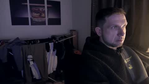 Snapshot of plboy23 chatting on January 22, 6:31 am Hello ask me . Im glad to see you here in my room. Welcome PVT is open online show from January 22, 6:31 am