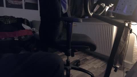 Snapshot of plboy23 chatting on December 20, 7:43 pm Hello ask me . Im glad to see you here in my room. Welcome PVT is open online show from December 20, 7:43 pm