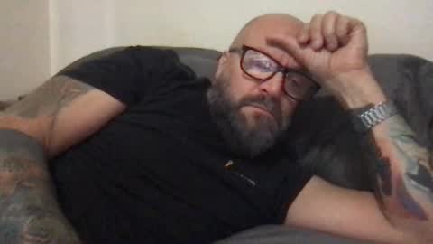 Snapshot of pleasesitonmycock chatting on December 8, 5:33 pm PleaseSitOnMyCock online show from December 8, 5:33 pm