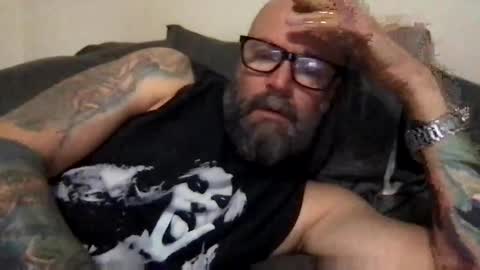 Snapshot of pleasesitonmycock chatting on February 5, 4:36 pm PleaseSitOnMyCock online show from February 5, 4:36 pm