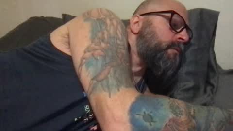 Snapshot of pleasesitonmycock chatting on February 13, 5:01 pm PleaseSitOnMyCock online show from February 13, 5:01 pm