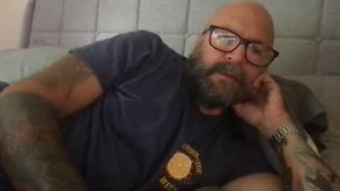 Snapshot of pleasesitonmycock chatting on September 27, 2:33 pm PleaseSitOnMyCock online show from September 27, 2:33 pm