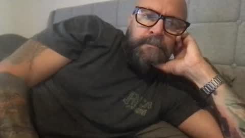 Snapshot of pleasesitonmycock chatting on May 3, 9:32 pm PleaseSitOnMyCock online show from May 3, 9:32 pm