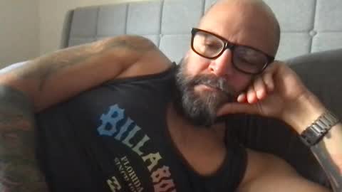 Snapshot of pleasesitonmycock chatting on May 14, 5:53 pm PleaseSitOnMyCock online show from May 14, 5:53 pm